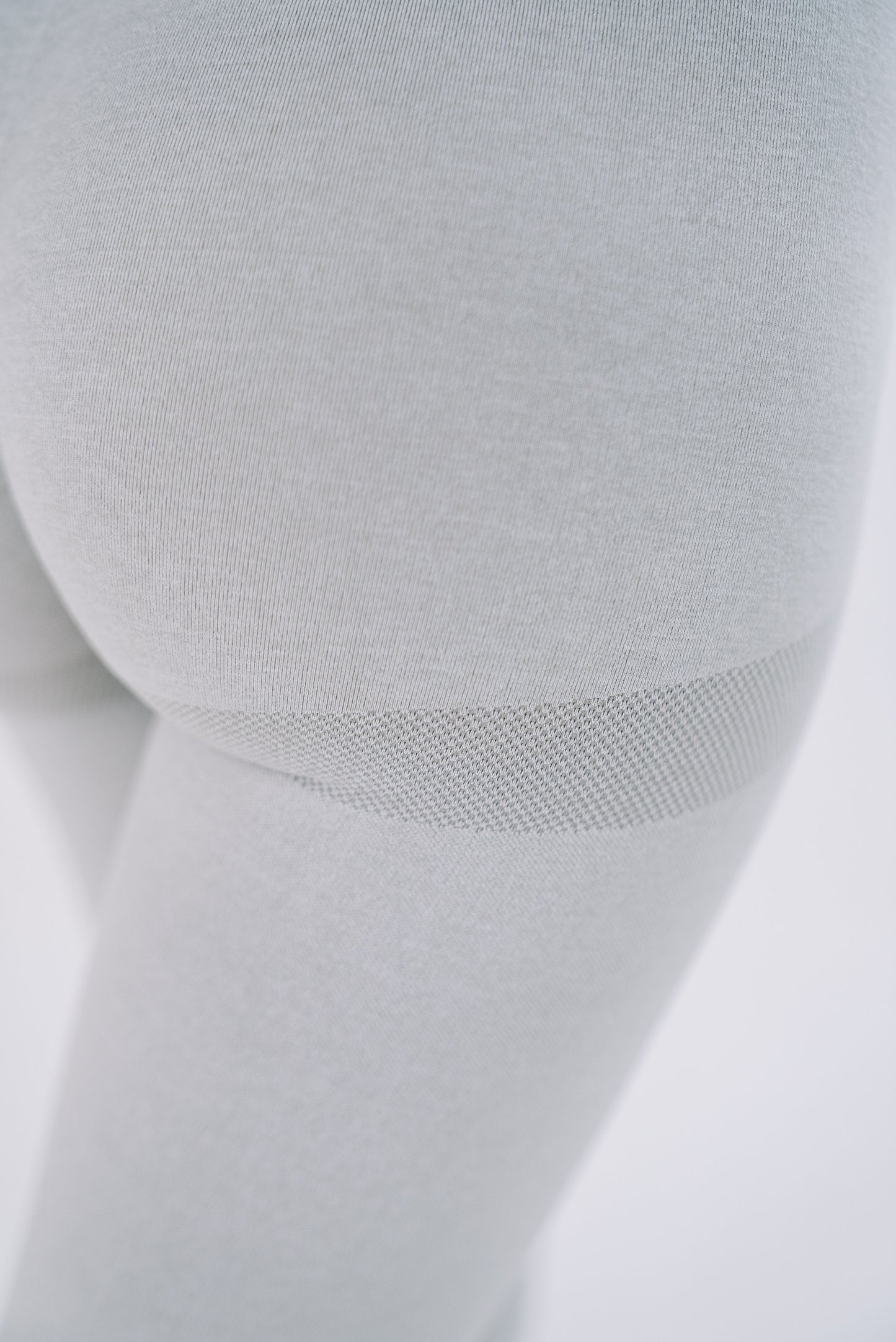 Scrunch Leggings in Hell-Grau