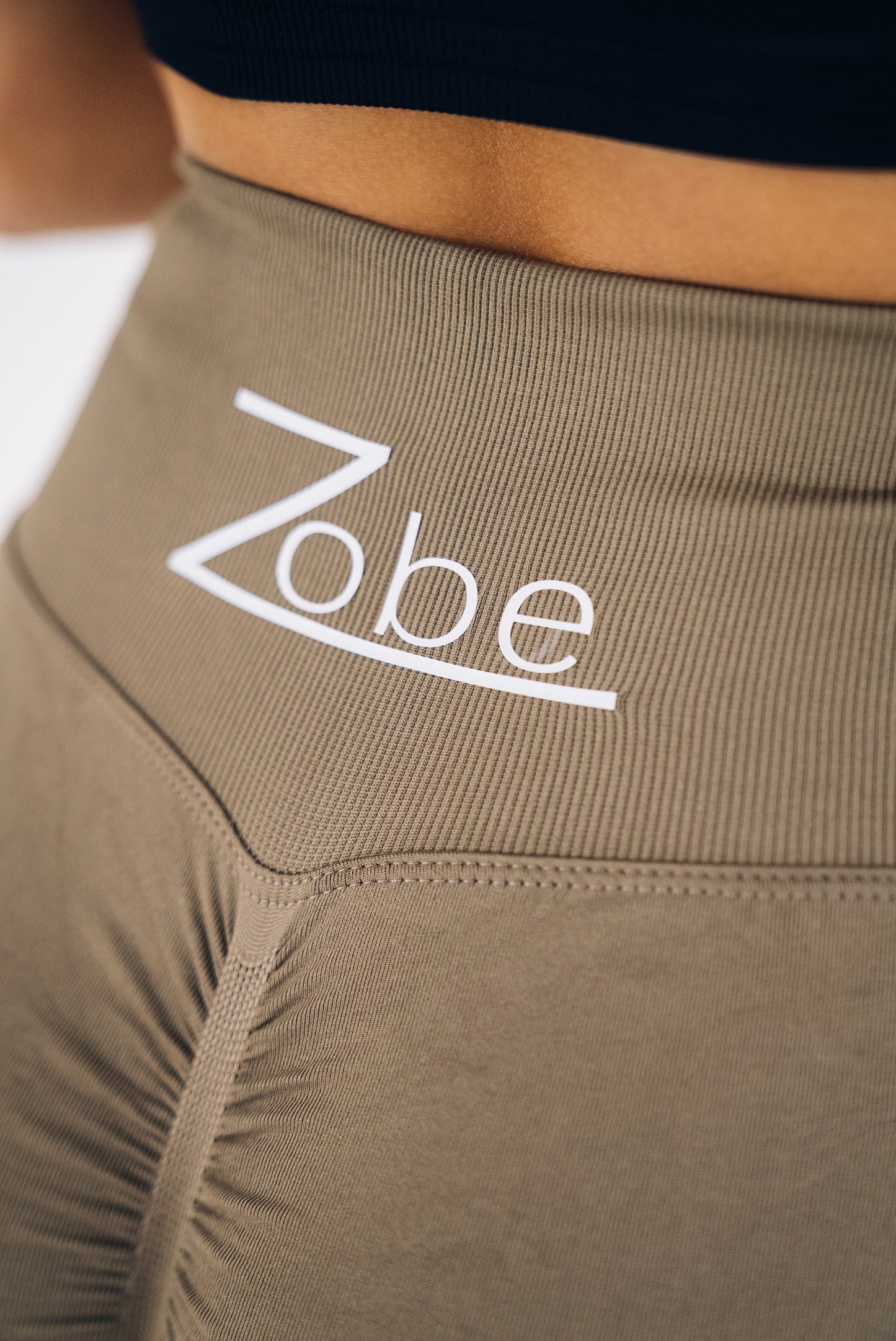 Scrunch Leggings in Taupe