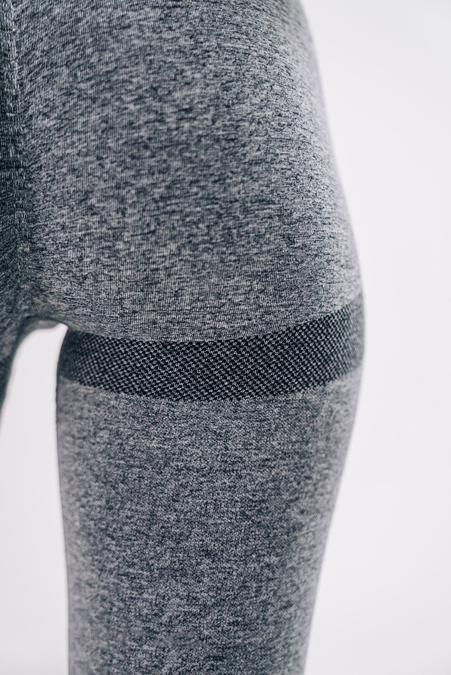 Scrunch Leggings in Dunkel-Grau