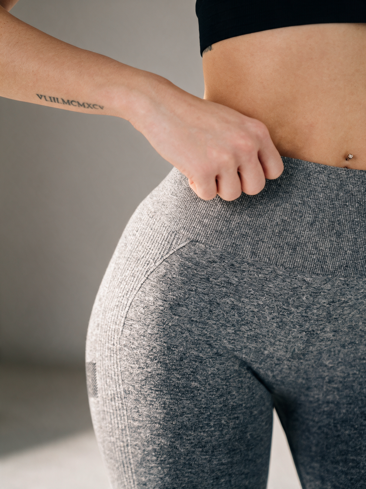 Scrunch Leggings in Dunkel-Grau