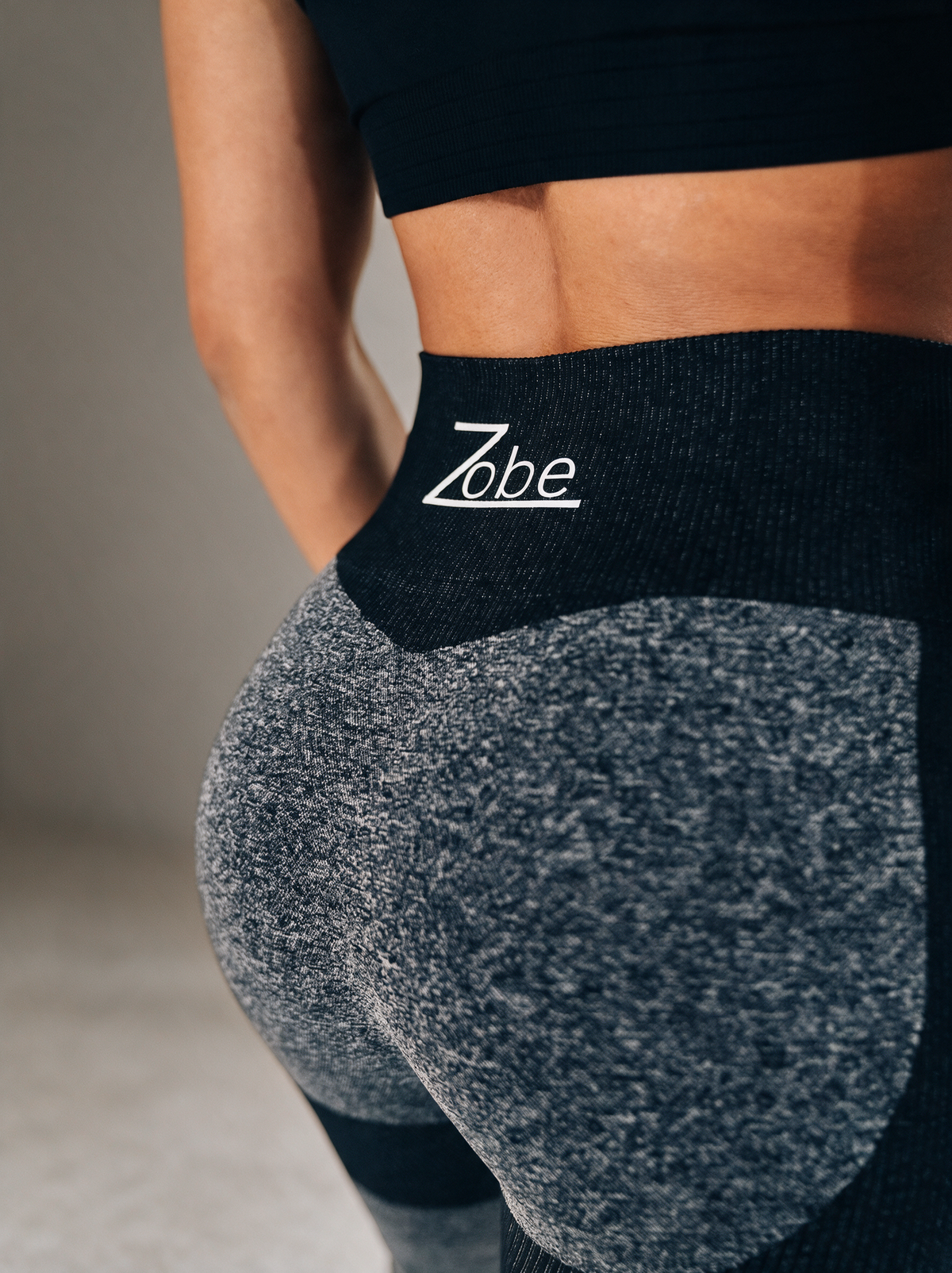Dynamic Classy Leggings in Schwarz-Grau